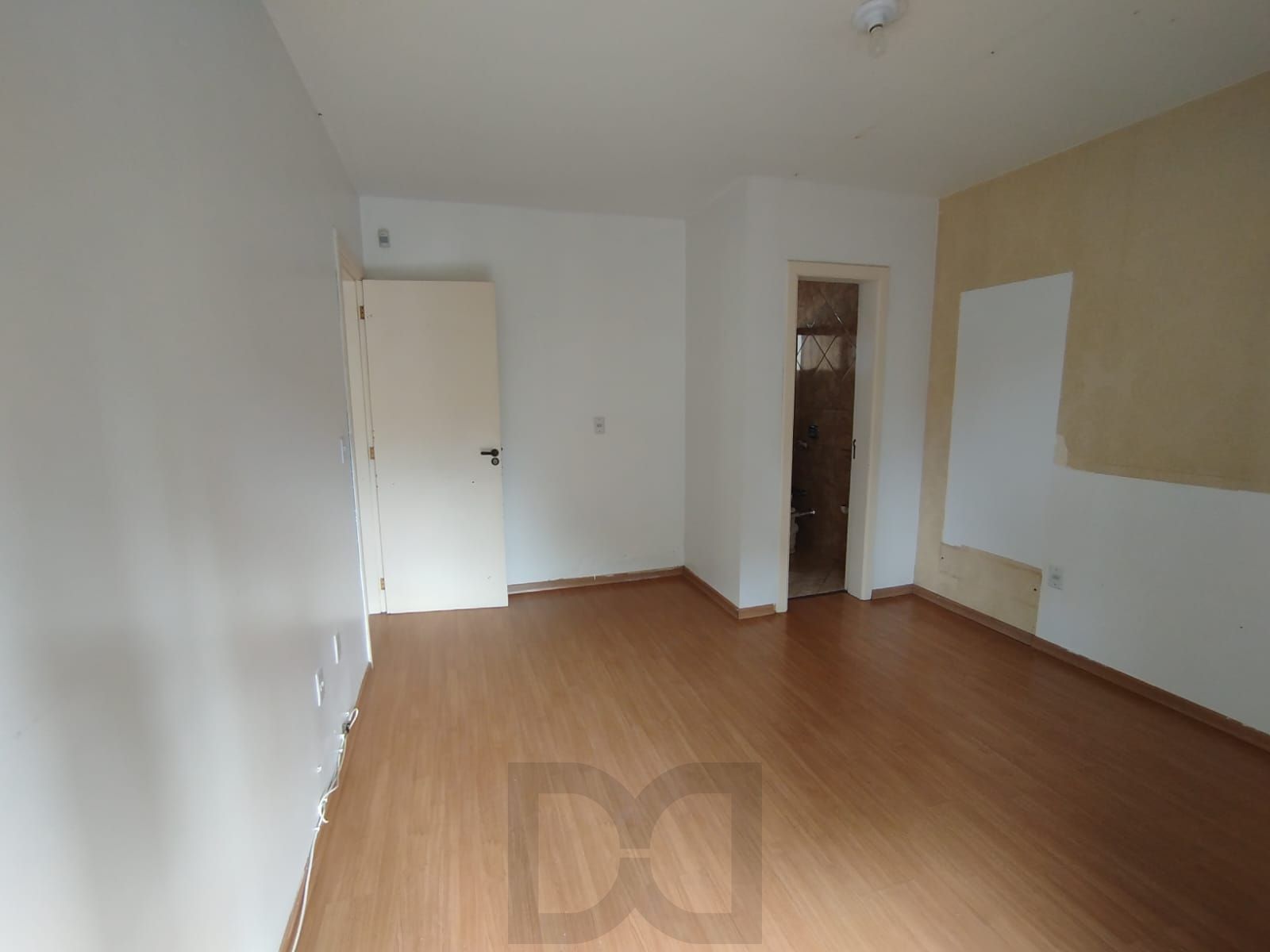 Casa com 03 quartos e 01 vaga no Bairro Cristal — foto 17