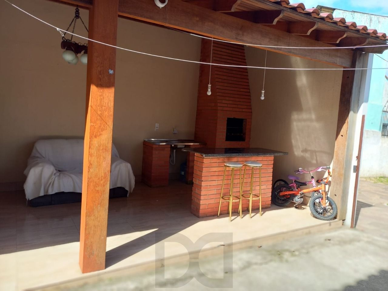 Duas casas no terreno com 2 vagas de garagem — foto 13
