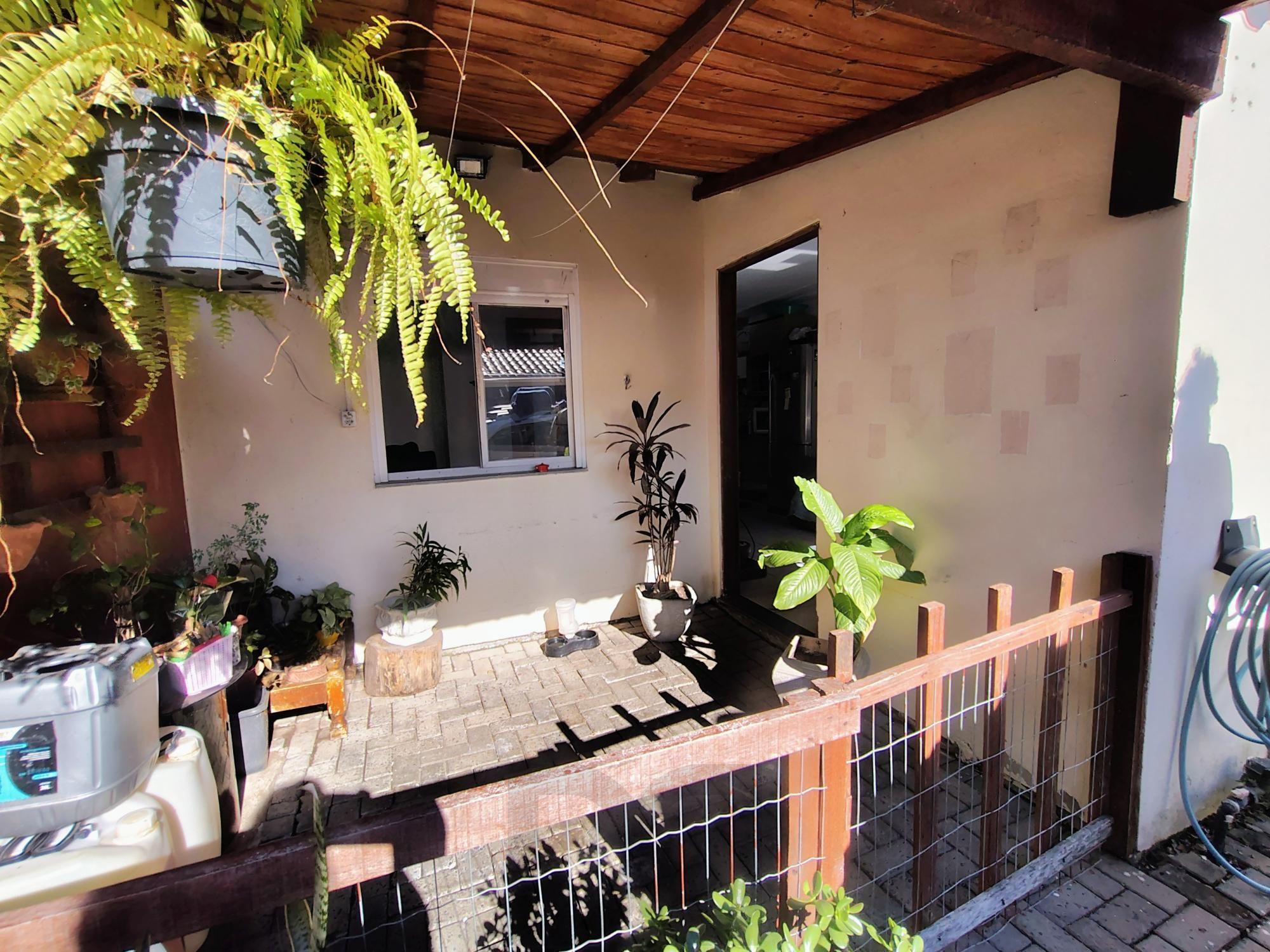 Casa 2 dormitórios com vaga de garagem, bairro Ponta Grossa, Porto Alegre — foto 17
