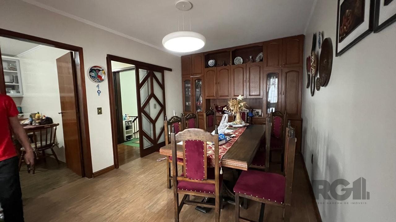 Apartamentos com 5 quartos, 2 suítes, 4 vagas de garagem, no bairro Santana, Porto Alegre/RS — foto 20