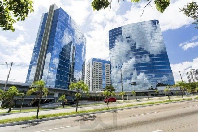 Excelente apartamento de 1 dormitório com grande infra no bairro Petrópolis — foto 16