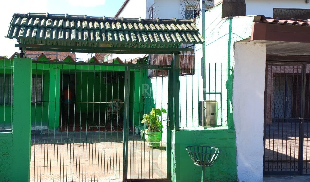 Casa para Venda - 336m², 5 dormitórios, sendo 1 suites, 2 vagas - Belém Novo, Porto Alegre — foto 1
