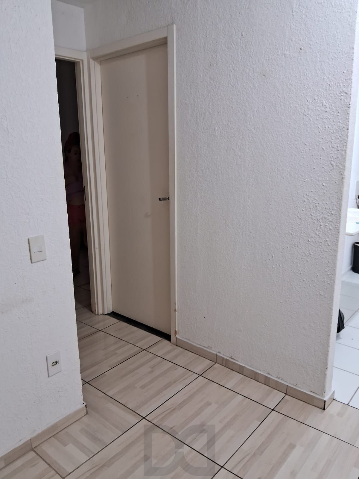 Apartamento 2 Dormitórios, 2º Andar, 01 vaga no Bairro Sarandi em Porto Alegre. — foto 9