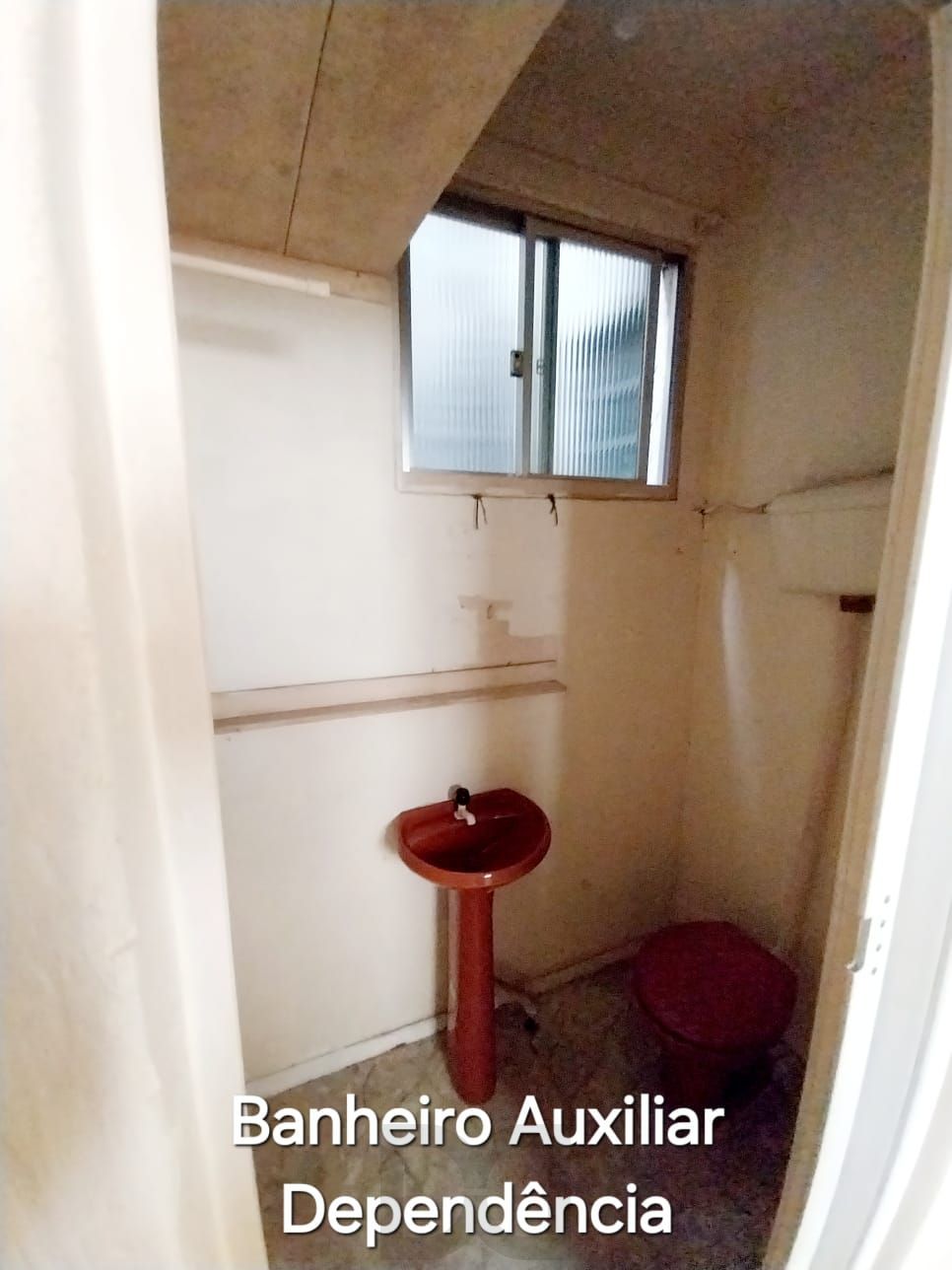Apartamento com 03 quartos e 02 banheiros no Bairro Petrópolis — foto 18