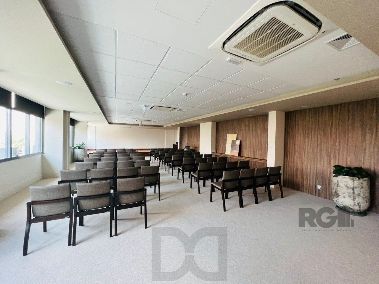 Sala Comercial com 33m² no MEDPLEX Assis Brasil !!! — foto 7