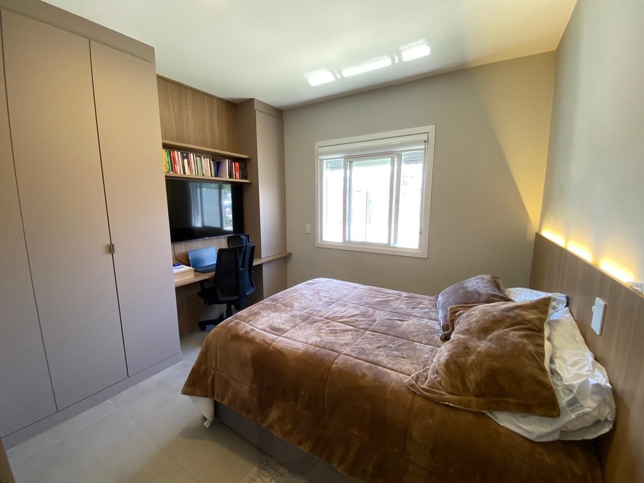 Casa com 03 quartos (01 suíte) e 01 vaga no Bairro Hípica em Porto Alegre — foto 27