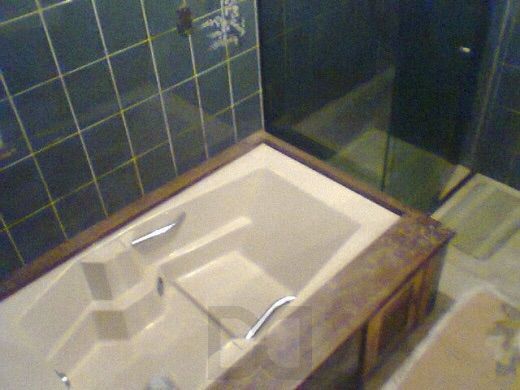 Mansão com 05 Quartos no Bairro Partenon — foto 8