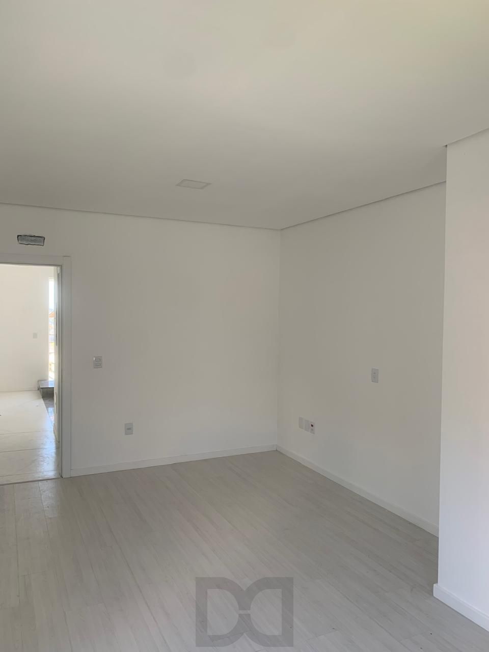 Casa com 3 dormitórios e suíte à Venda no Bairro Medianeira - Porto Alegre/RS — foto 43