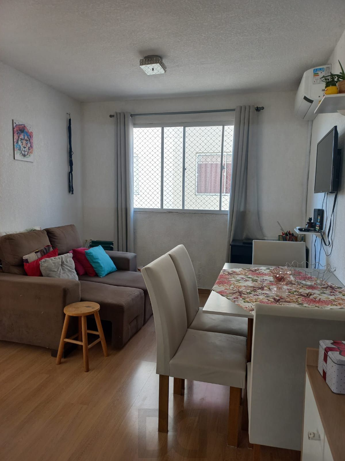 Apartamento com 02 quartos e 01 vaga no Bairro Santa Rosa de Lima, Porto Alegre — foto 1