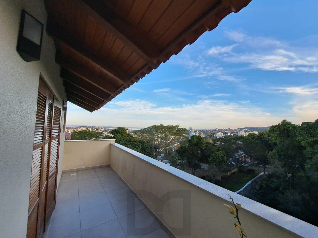 Casa em Condomínio com 03 quartos e 02 vagas no Bairro Nonoai — foto 60