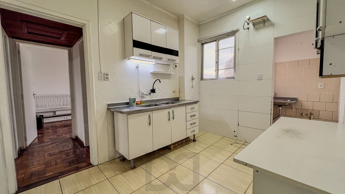 Apartamento com 02 quartos e 01 vaga, no Bairro Navegantes em Porto Alegre — foto 27