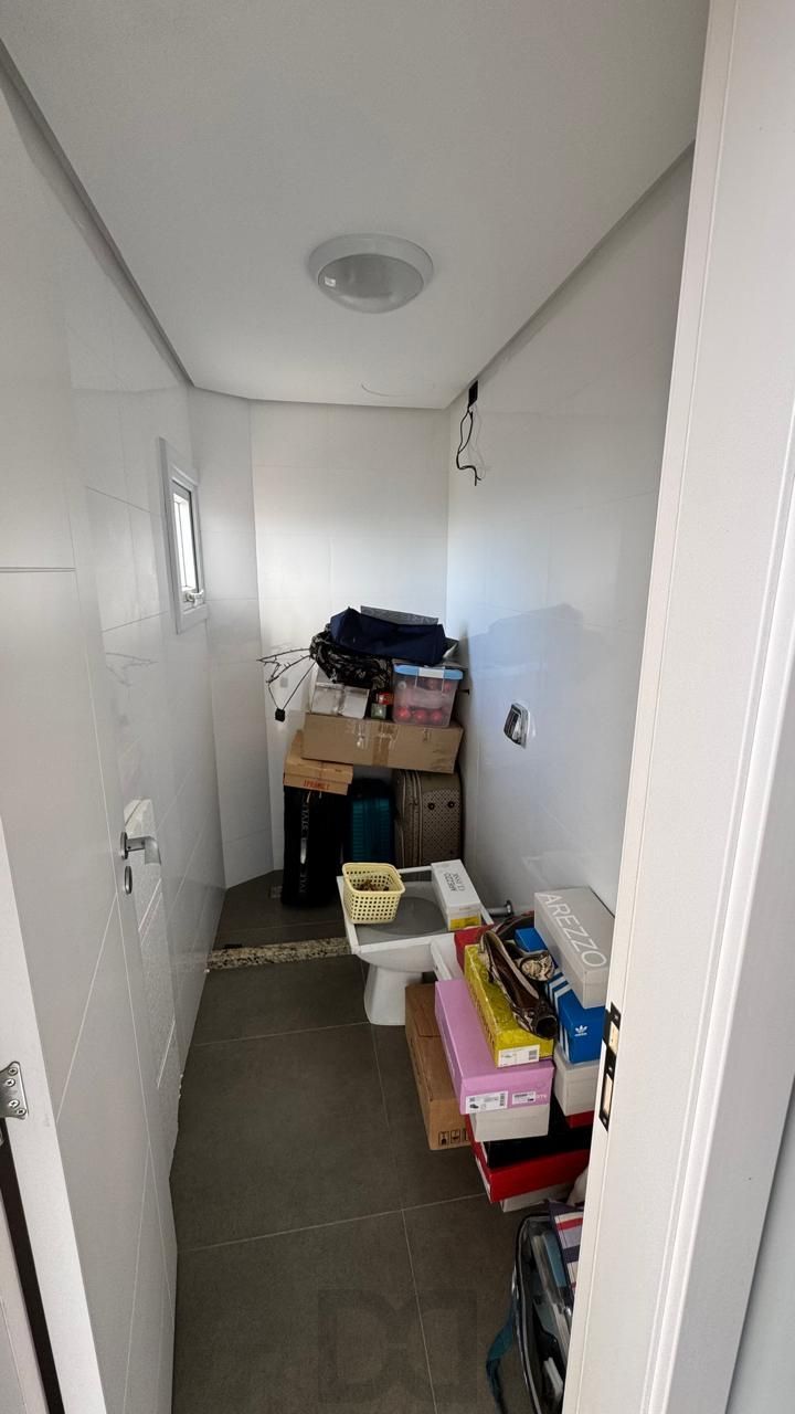 Linda Casa 3d, garagem fechada, no Bairro Guarujá, Porto Alegre - RS — foto 29