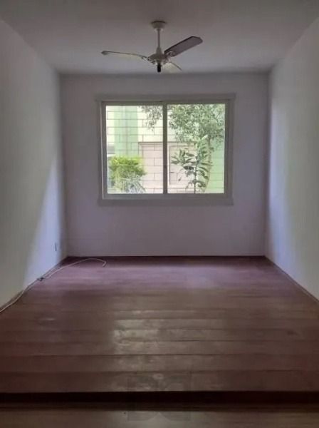 Apartamento de 1 dormitório desocupado ,com 1 vaga rotativa ! — foto 4