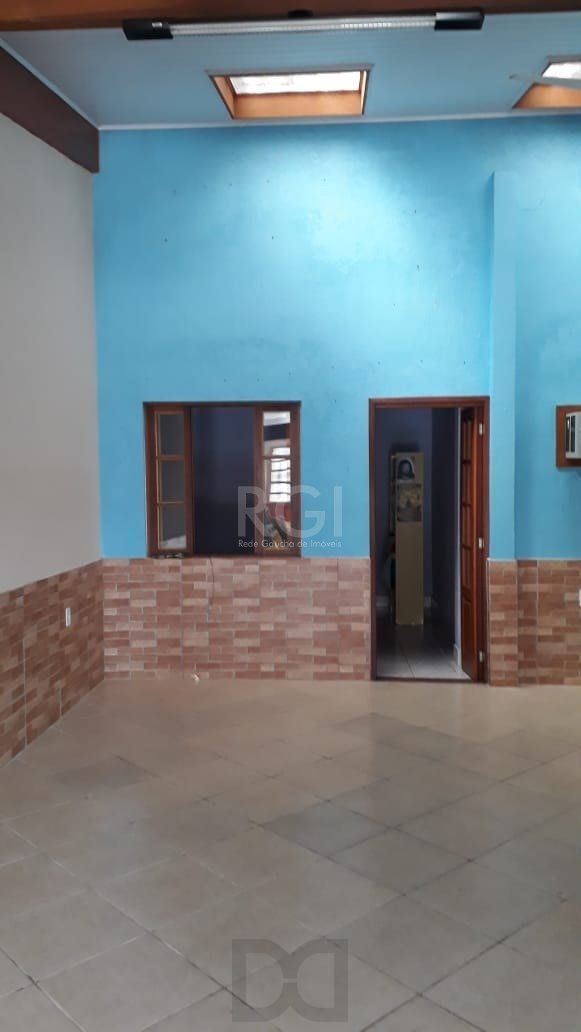 Casa para Venda - 121m², 3 dormitórios, sendo 1 suites, 2 vagas - Restinga — foto 3