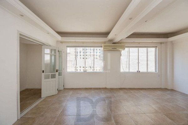 Apartamento para Venda - 46m², 1 dormitório, sendo 1 suites, Centro Histórico — foto 2