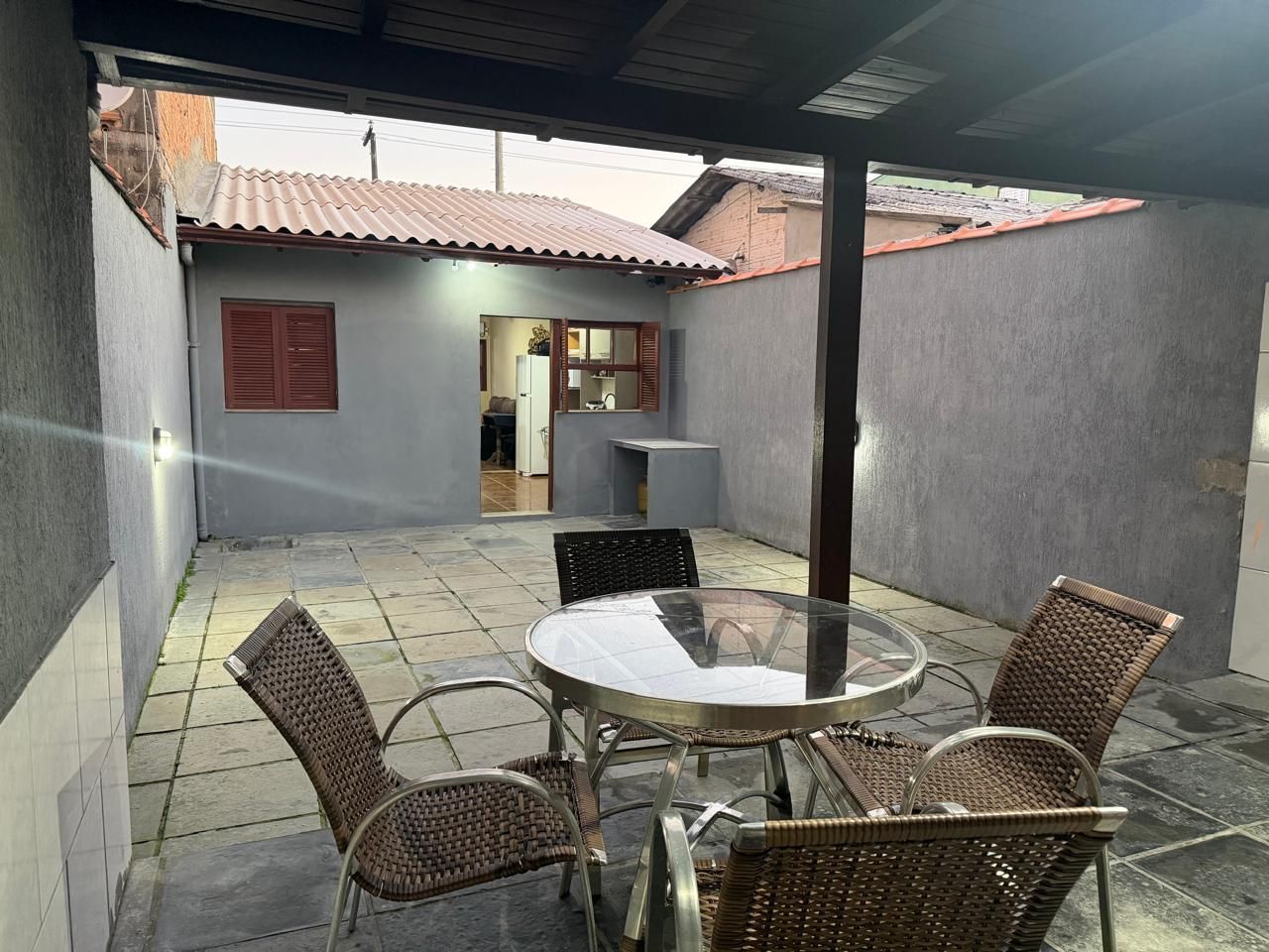Casa mobiliada dois dormitórios e vaga no bairro Hipica. — foto 12