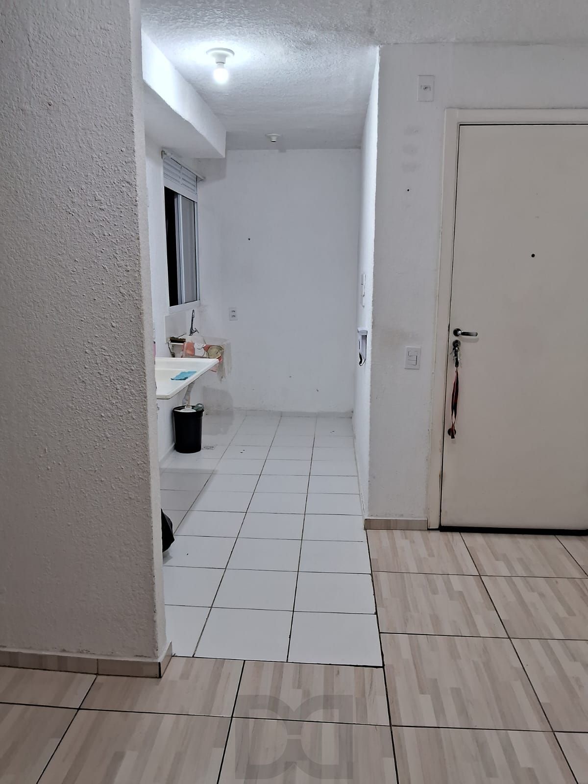 Apartamento 2 Dormitórios, 2º Andar, 01 vaga no Bairro Sarandi em Porto Alegre. — foto 10