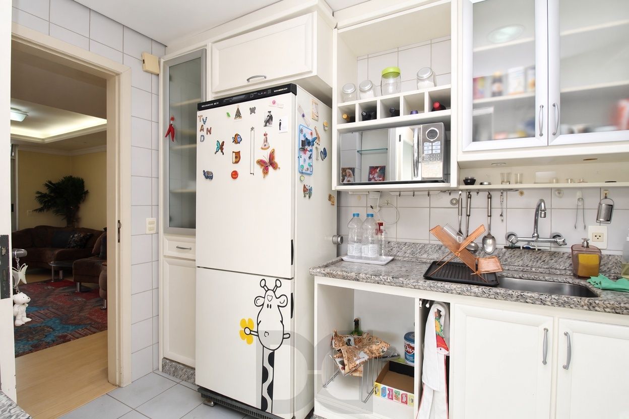 Apartamento 2 Quartos sendo com suíte Bairro Floresta Porto Alegre — foto 13
