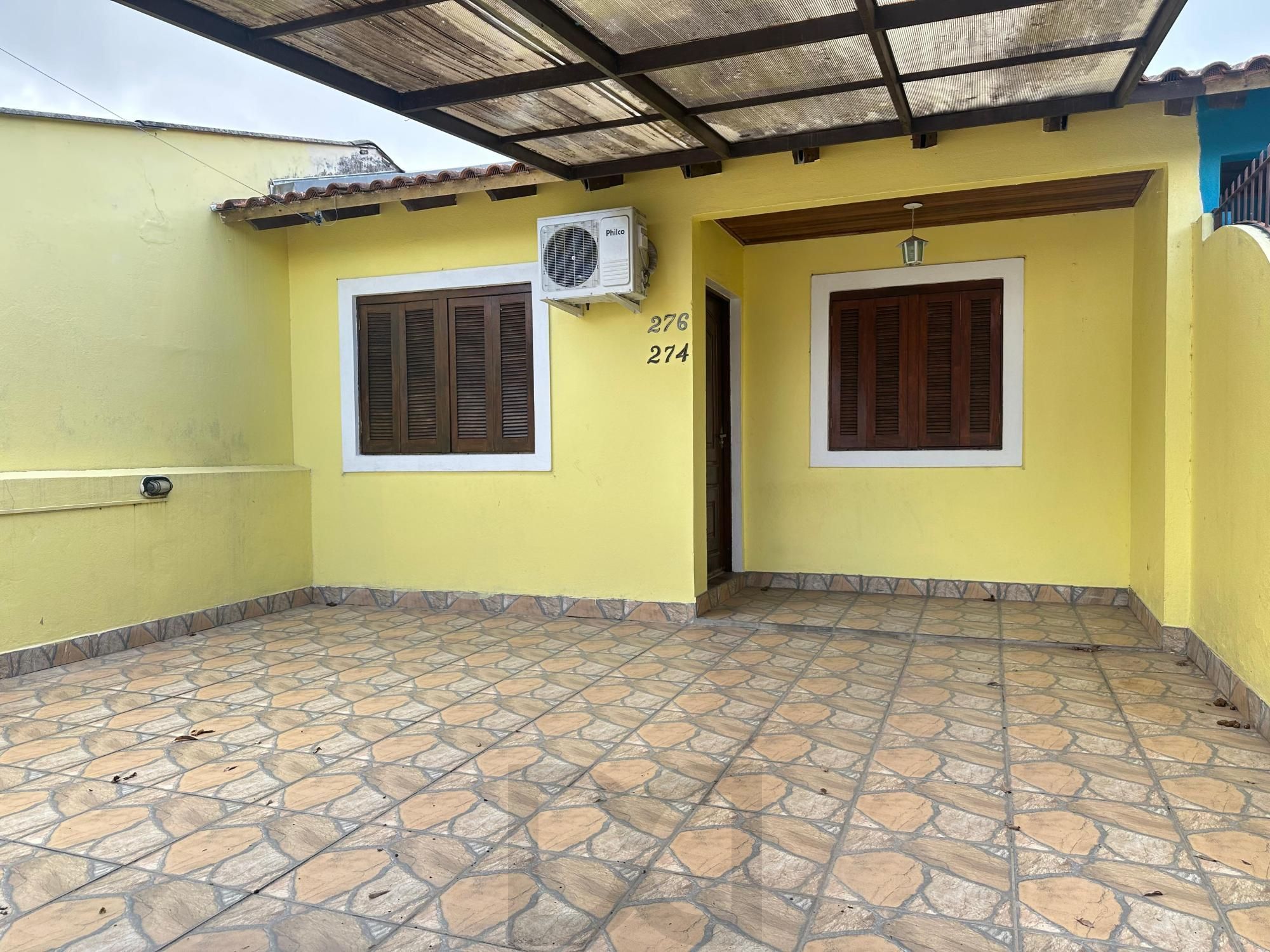 Casa financiável de 3 dormitórios um deles suíte no bairro Belém Novo em POrto Alegre — foto 1