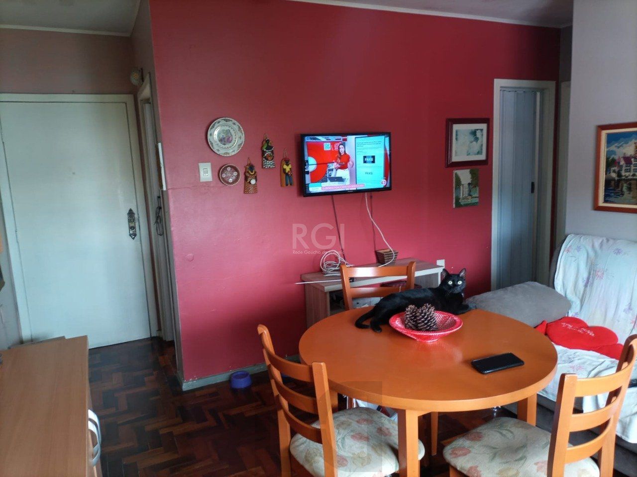 Apartamento para Venda - 50.37m², 2 dormitórios, 1 vaga - Cristal, Porto Alegre — foto 1