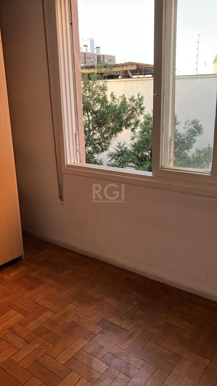 Apartamento de 2 dormitórios no bairro Passo d´Areia — foto 17