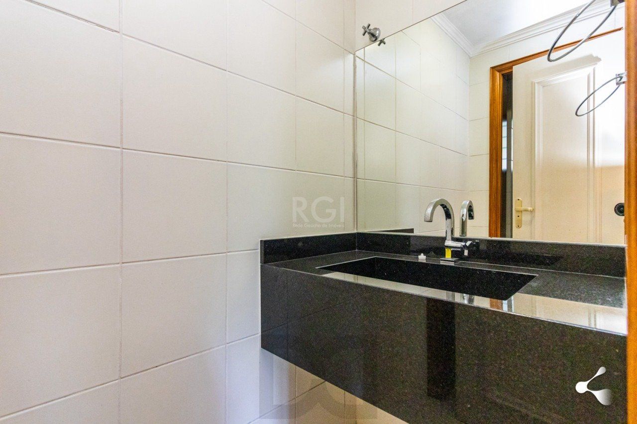 195m churrasqueira, 3 suites, 4 vagas semimobiliado no bairro Rio Branco, Poa/RS — foto 43