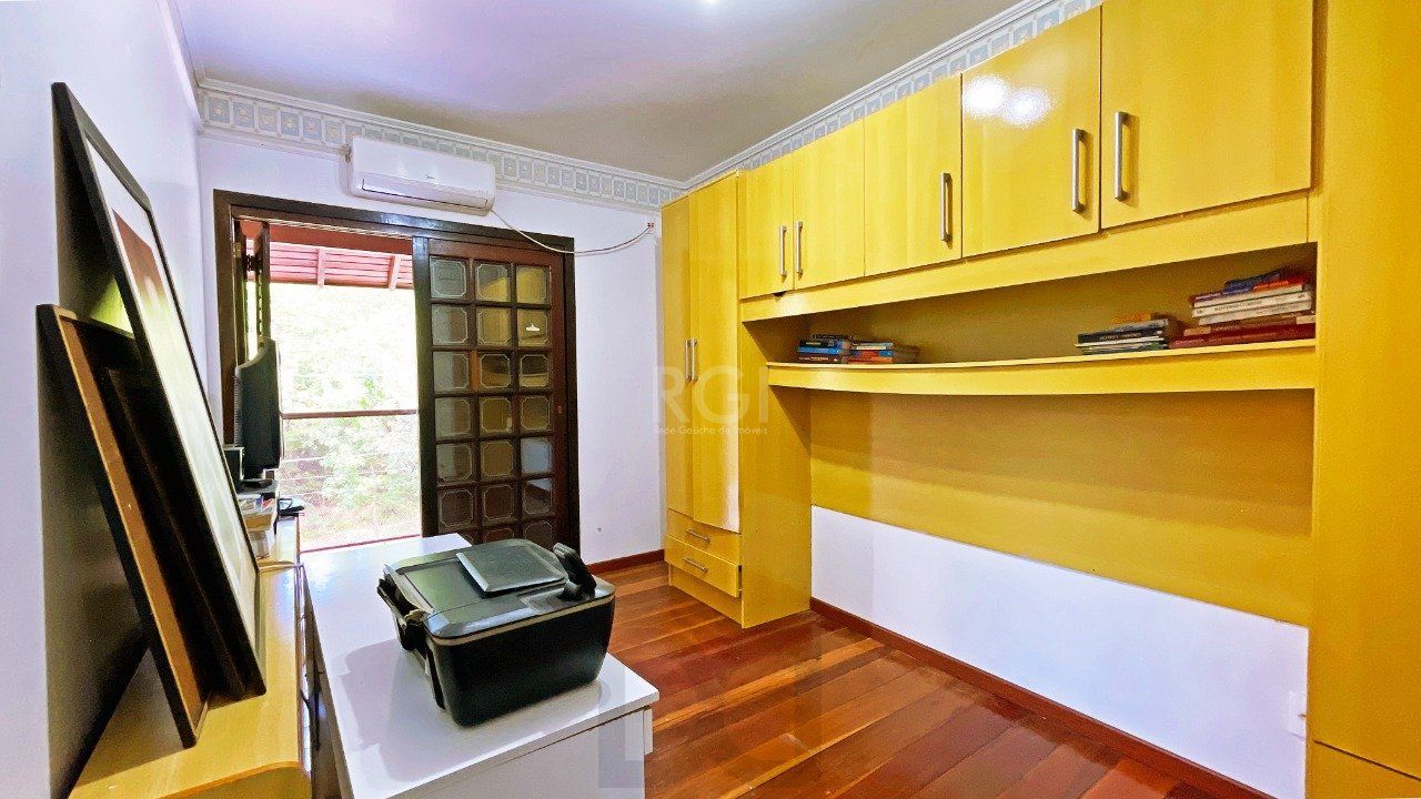 Casa 4 Suítes e 6 vagas de garagem no bairro Jardim Itu — foto 38