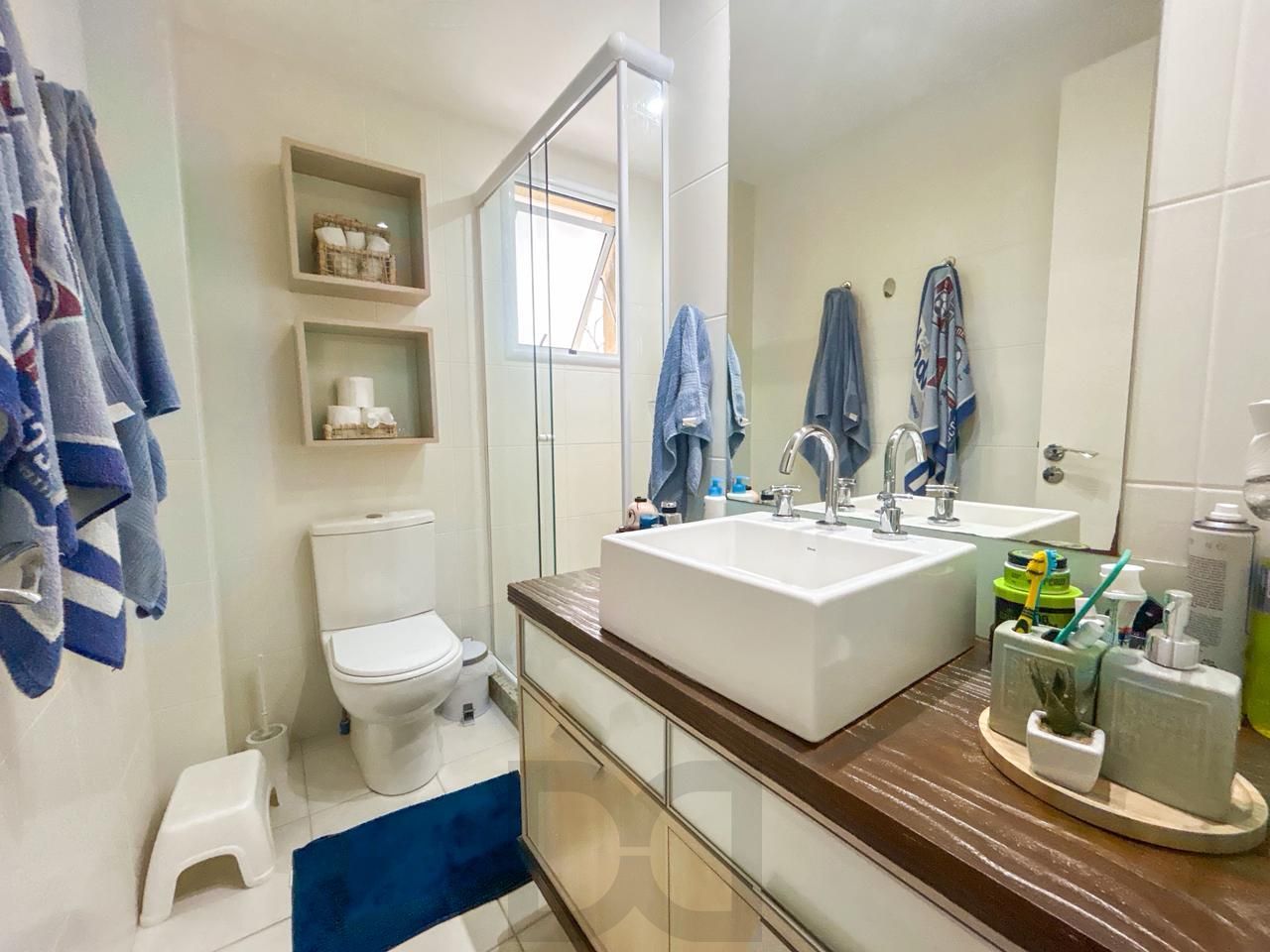 Casa em Condomínio com 03 quartos, 01 suíte e 02 vagas cobertas - Teresópolis — foto 16