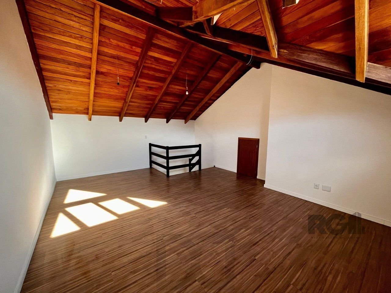 Casa 3 quartos, suíte, 2 vagas, piscina, 240m² – Vila Nova POA/RS — foto 19