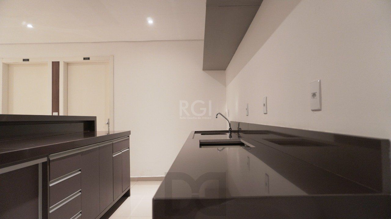 Conjunto/Sala para Venda - 47.55m², 0 dormitórios, Menino Deus — foto 17