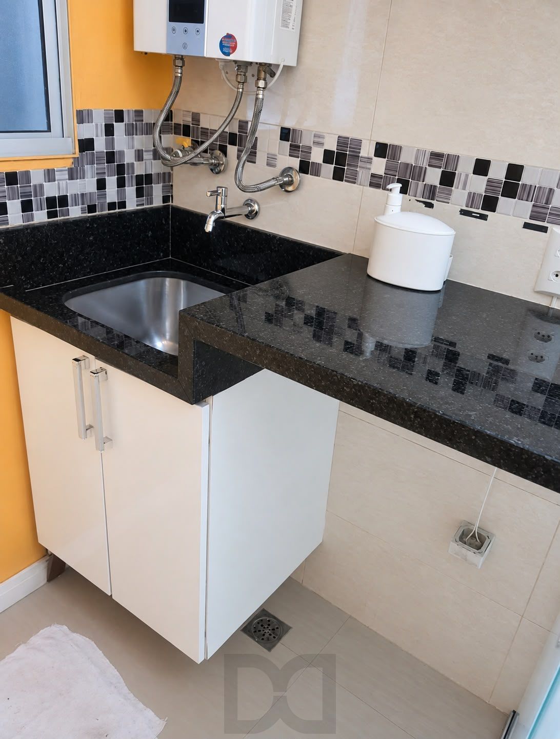 Apartamento com 2 dormitórios, vaga de garagem no bairro Parque Santa Fé — foto 7
