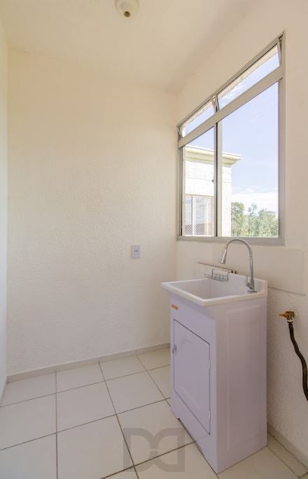 Apartamento de 2 Quartos e 01 vaga fixa no Bairro Jardim Leopoldina em Porto Alegre — foto 8
