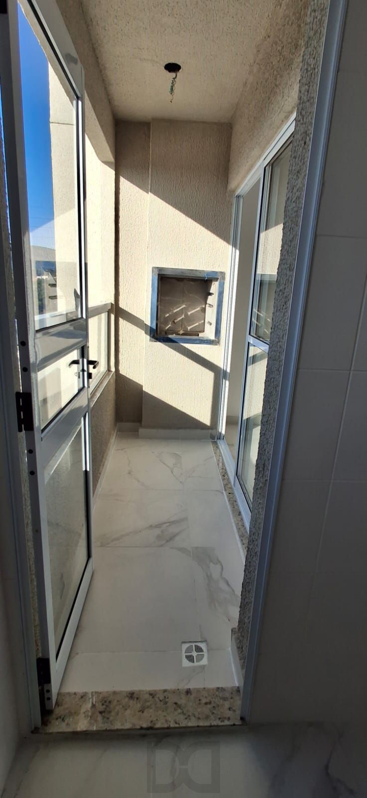 Apartamento 2 dormitórios, suíte, sacada com churrasqueira, 1 vaga, Jardim Itu, Porto Alegre — foto 8