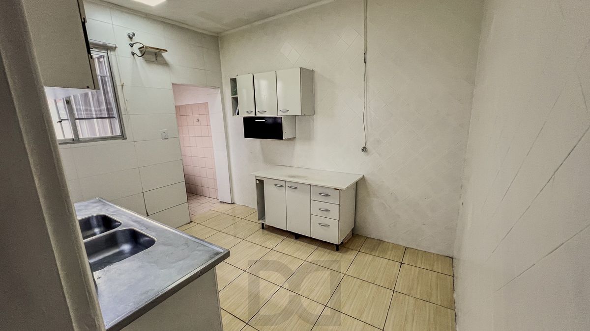 Apartamento com 02 quartos e 01 vaga, no Bairro Navegantes em Porto Alegre — foto 24