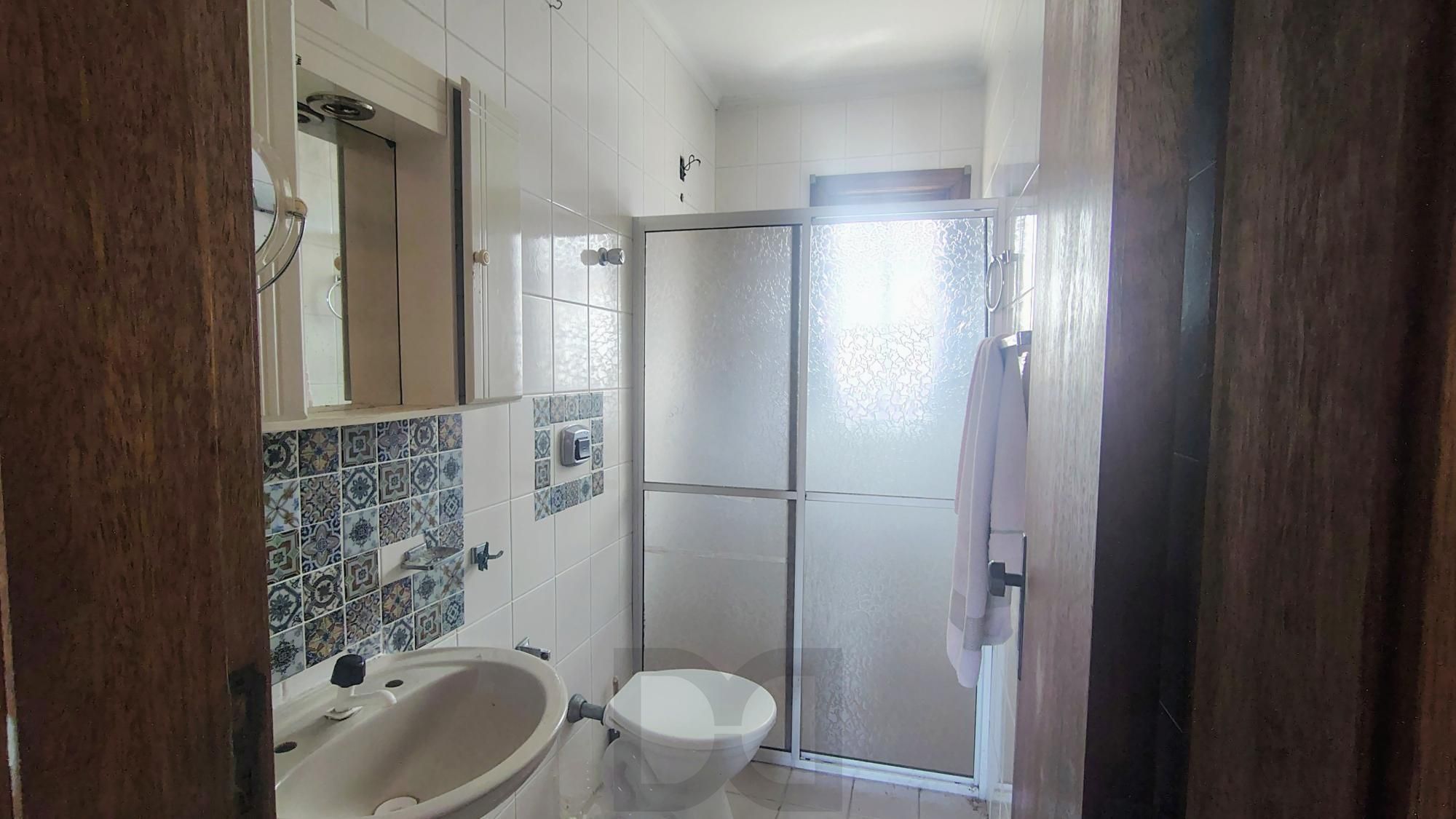 Sobrado com 3 dormitórios com suíte e 2 vagas de garagem ! — foto 22