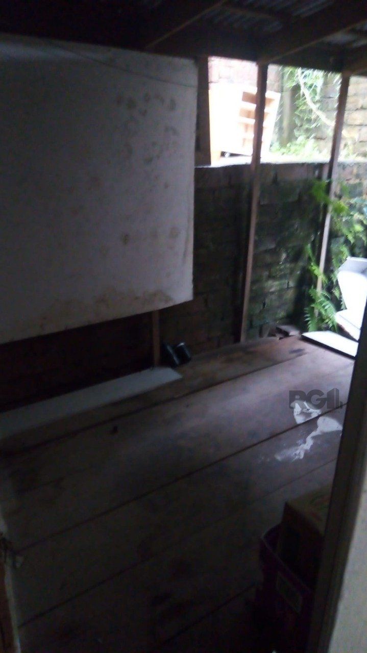 TERRENO COM CASA 2 DORMITORIOS, NO BAIRRO VILA NOVA, EM PORTO ALEGRE, RS — foto 11