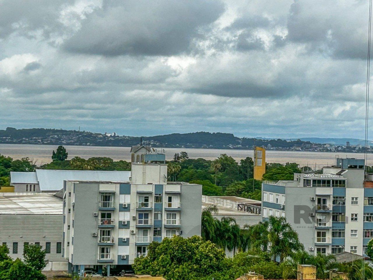 Apartamento de 03 dormitórios na Tristeza Zona Sul de Porto Alegre — foto 2