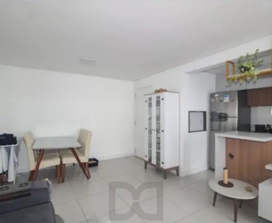 Apartamento com 2 quartos, churrasqueira, vaga de garagem, no bairro Cavalhada Porto Alegre — foto 3