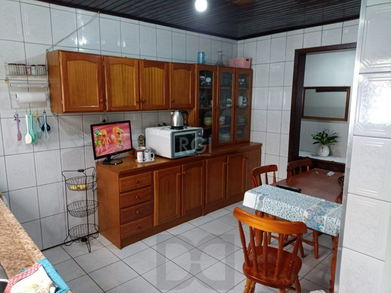 Casa 3 dormitórios, sendo 1 suite, 9 vagas - bairro Ponta Grossa Porto Alegre RS — foto 20