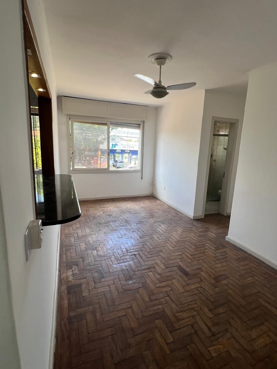 Apartamento à Venda com 02 Quartos na Av do Forte, Vila Ipiranga em Porto Alegre — foto 4