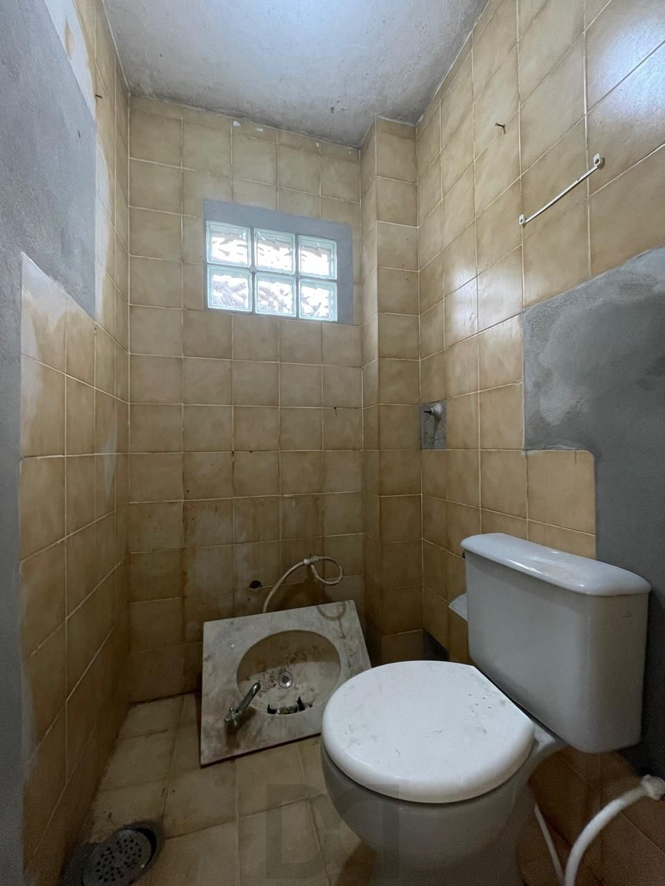 Sobrado de 2 dormitórios ambos suíte! a poucos metros do centro do bairro. — foto 5