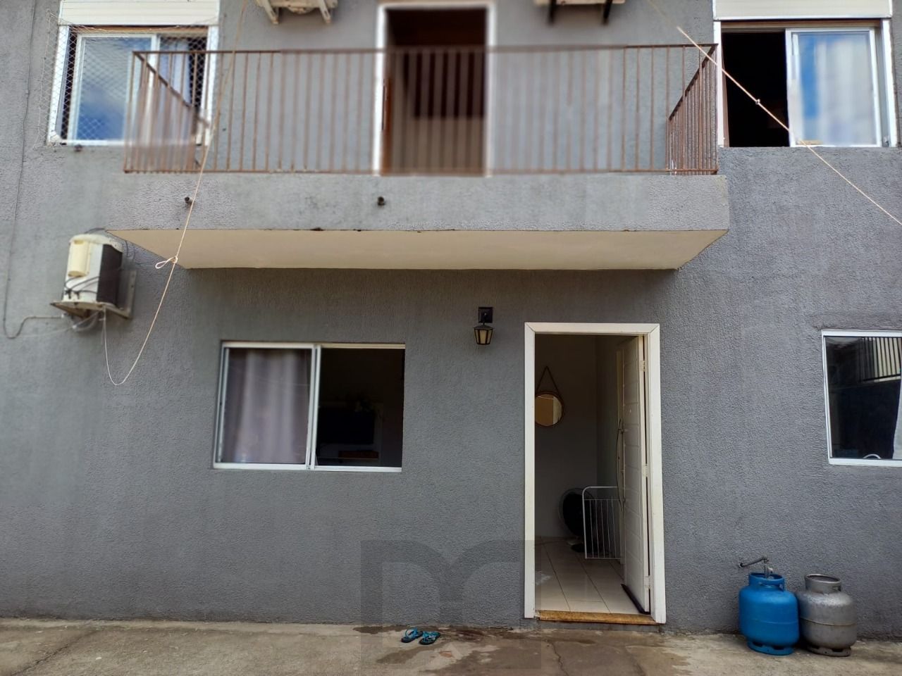Duas casas no terreno com 2 vagas de garagem — foto 12