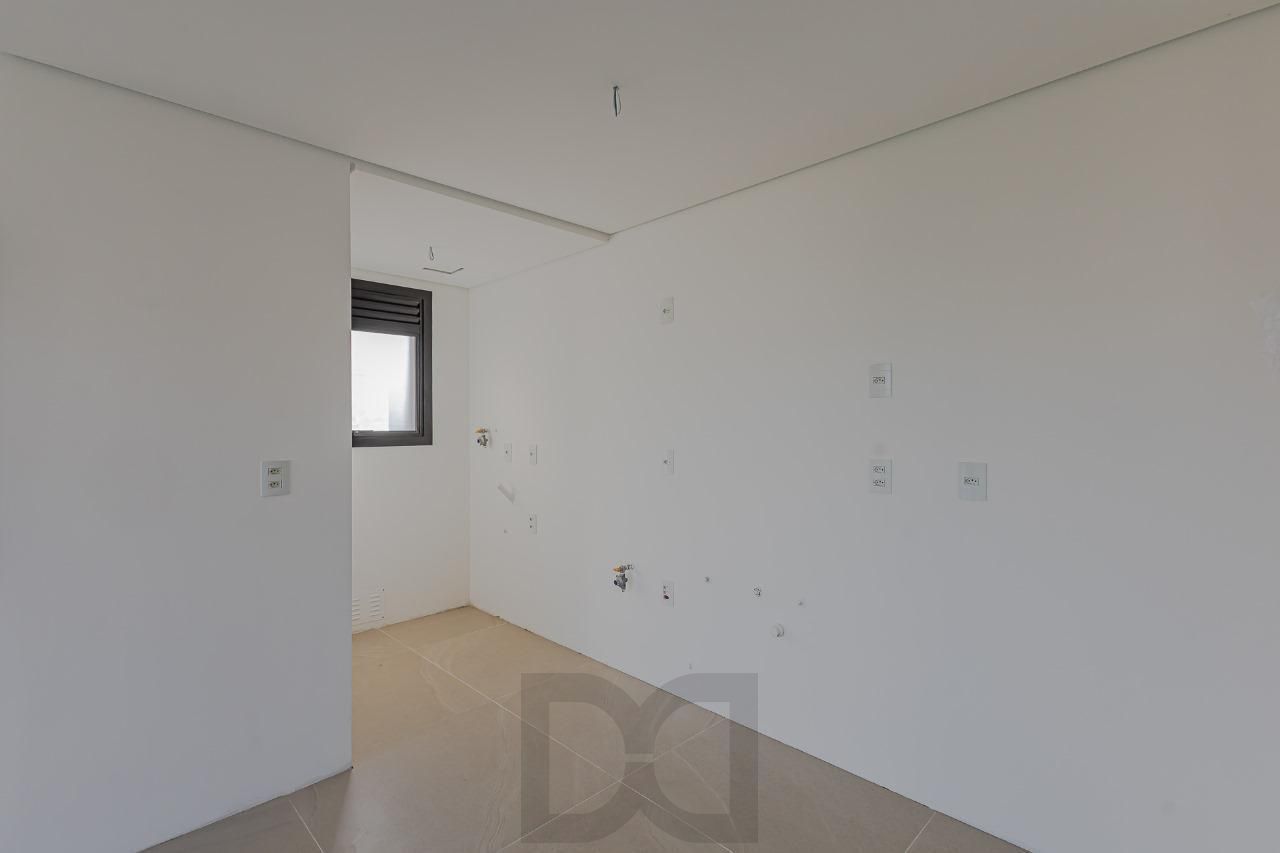 APARTAMENTO, 2 DORMITÓRIOS, 2 SUÍTES, VARANDA, VAGA DE GARAGEM, BAIRRO MENINO DEUS, PORTO ALEGRE/RS — foto 16