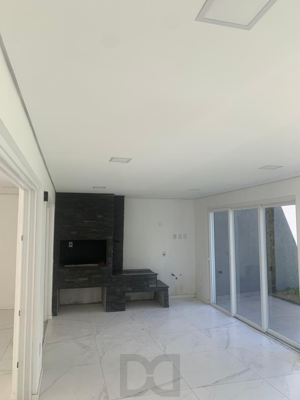 Casa com 3 dormitórios e suíte à Venda no Bairro Medianeira - Porto Alegre/RS — foto 6