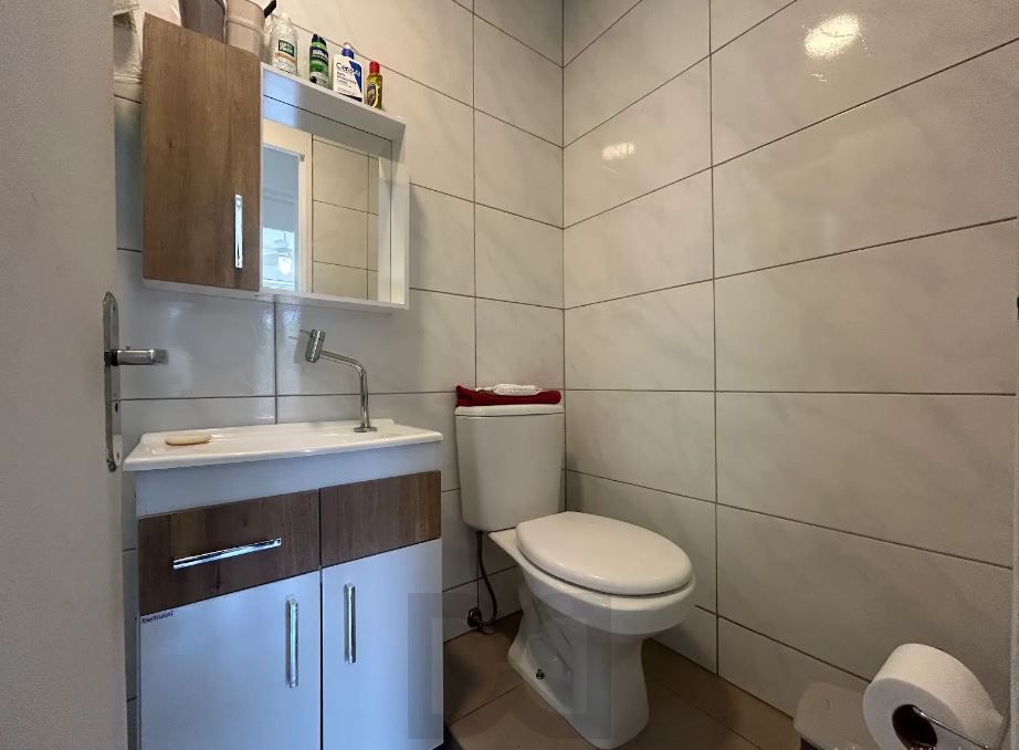 Apartamento com 3 dormitórios no bairro Vila Nova em Porto Alegre/RS — foto 11