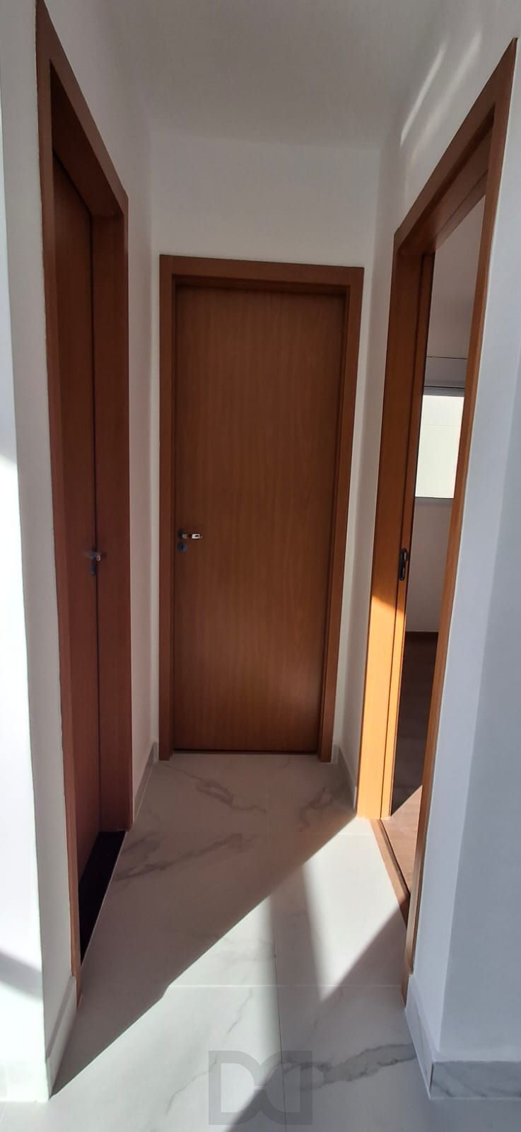 Apartamento 2 dormitórios, suíte, sacada com churrasqueira, 1 vaga, Jardim Itu, Porto Alegre — foto 11