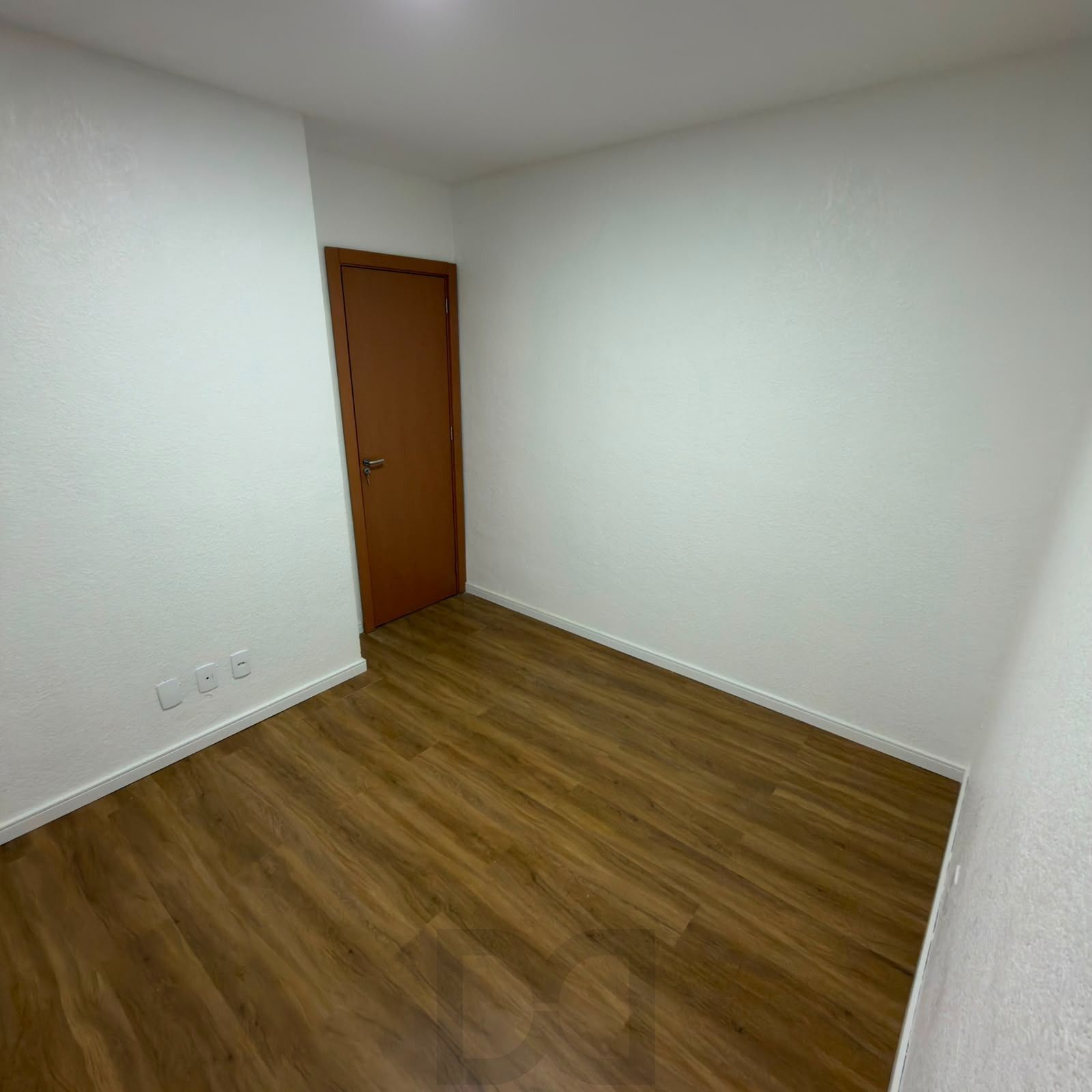 Apartamento com 02 quartos e 01 vaga no Bairro Restinga, Porto Alegre/RS — foto 2
