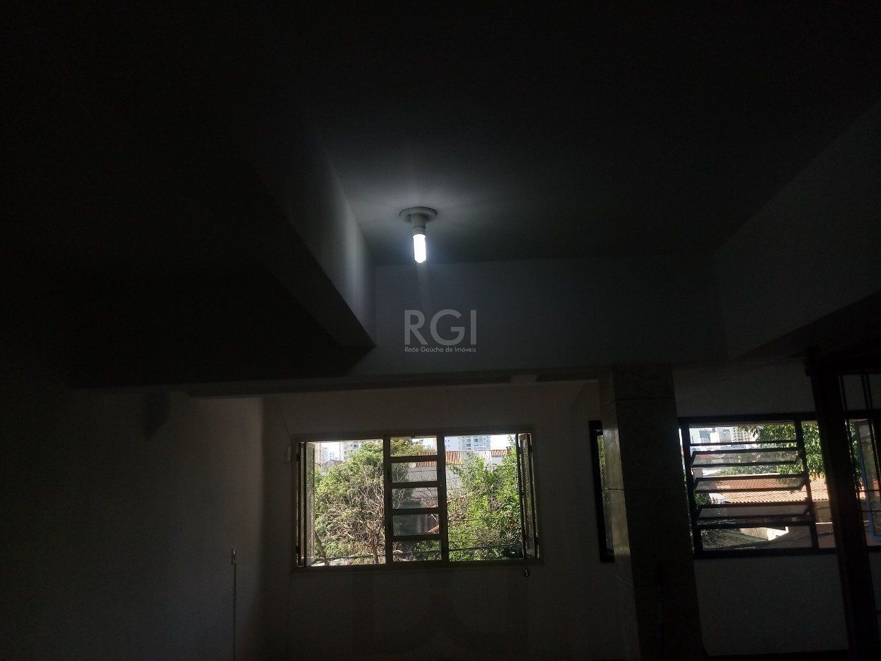 Loja para Venda - 39m², 0 dormitórios, Jardim São Pedro, Porto Alegre — foto 17