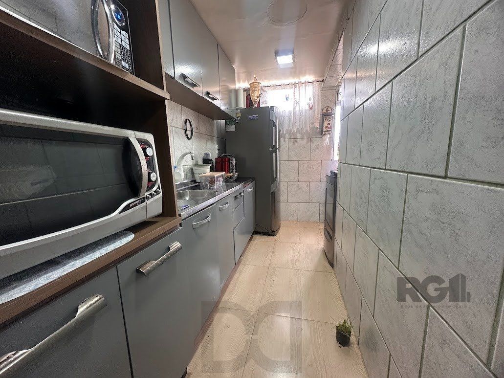 Apartamento a venda, dois dormitórios mobiliado no bairro Cristal. — foto 10
