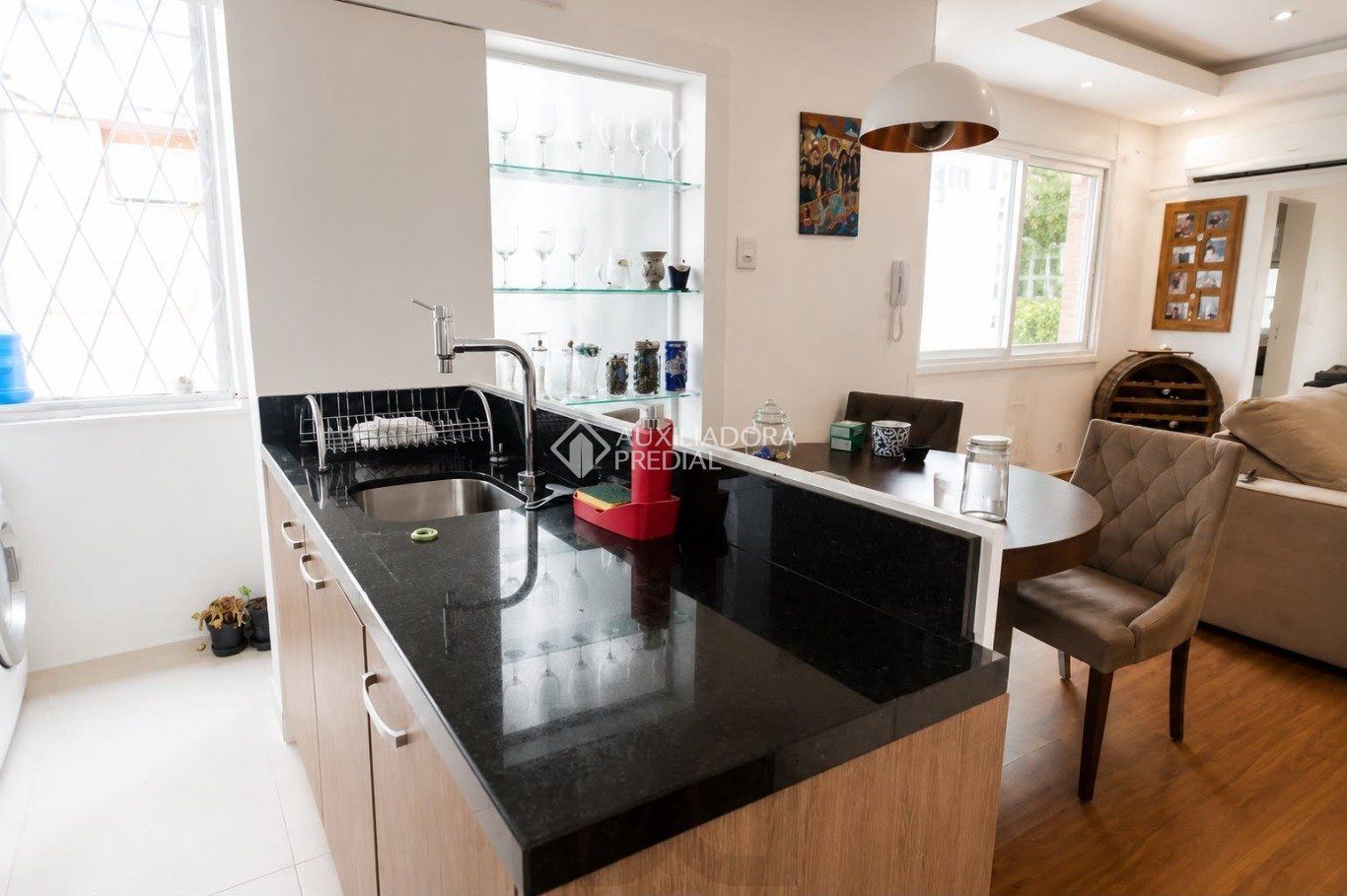 Apartamento, 2 dormitórios, area de serviço, bairro Petropolis, Porto Alegre/RS — foto 9
